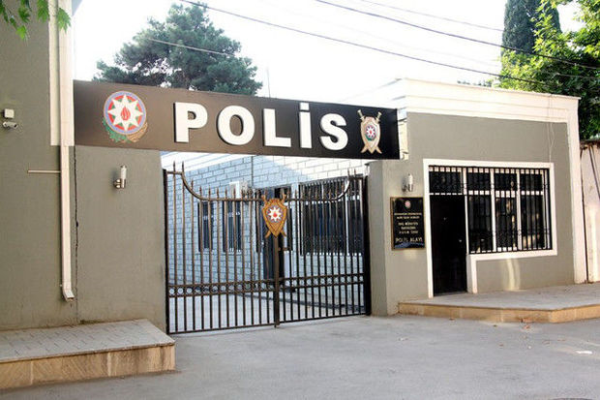 Binəqədi polisi itkin düşmüş 17 yaşlı oğlanı ailə üzvlərinə təhvil verdi